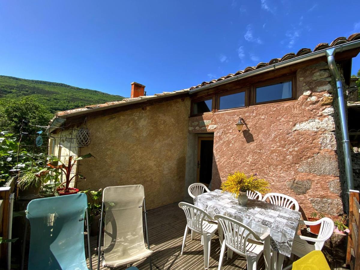 Gite De La Chabespa, Belle Vue, Au Calme Sigottier Exterior photo